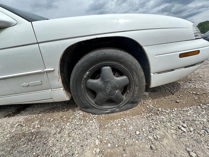 1995 chevrolet monte-carlo ls with 124836 miles for sale near elk-river, minnesota 0e068795574946d086a286f806c2ada4.jpeg