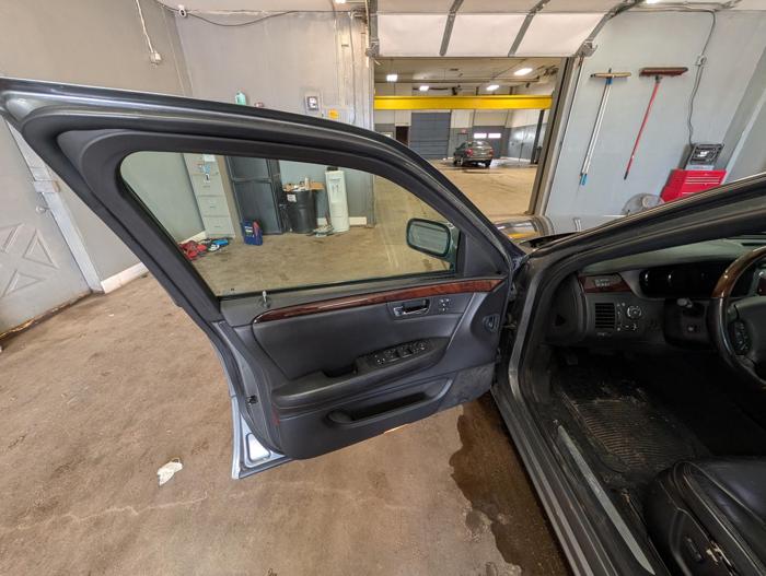 2007 cadillac dts sedan with 138770 miles for sale near elk-river, minnesota 0e0a4e6040084436ac273a615abf3633.jpg