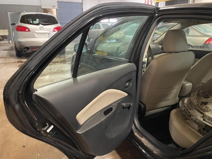 2007 toyota yaris base with 175416 miles for sale near elk-river, minnesota 0e0cfb4980244de1946d9952a5a8ae66.jpg