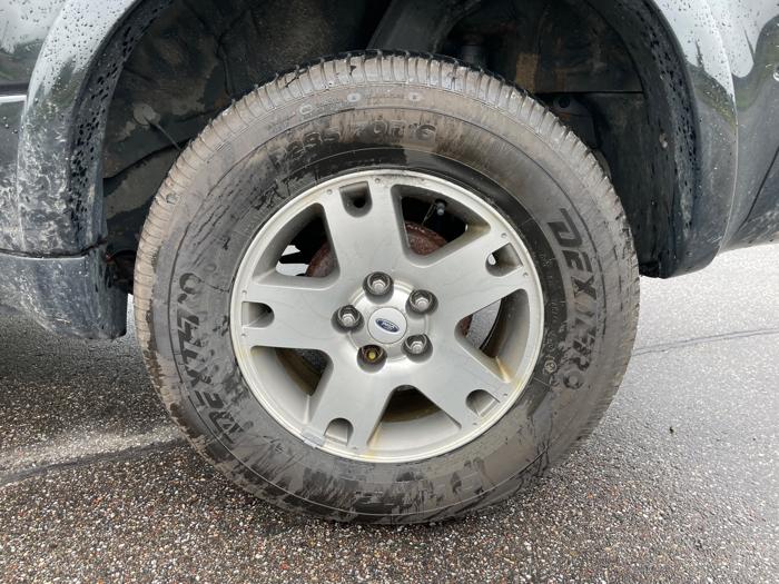 2004 ford escape limited-4wd with 176387 miles for sale near elk-river, minnesota 0e19a59e94af4497a24f22ffbe779f1c.jpeg