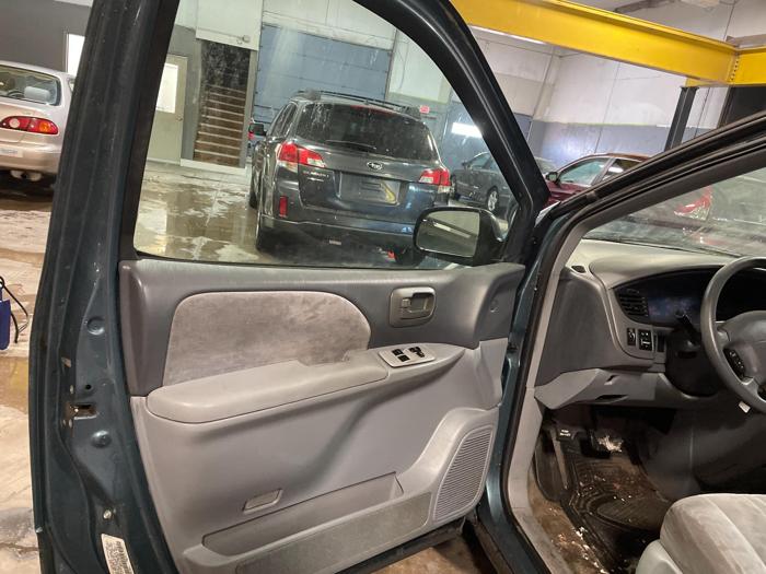 2001 toyota sienna le with 169382 miles for sale near elk-river, minnesota 0e3412681f7f466eafb8e75c63c9ed6b.jpg