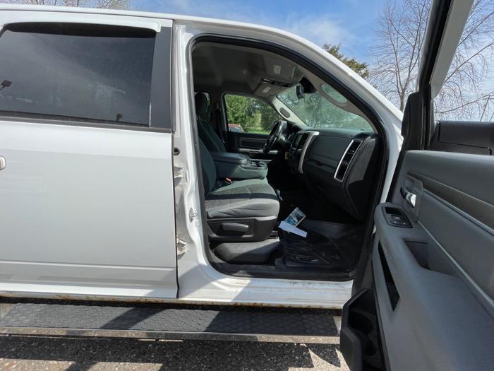 2014 ram 1500 slt-crew-cab-swb-4wd with 241392 miles for sale near elk-river, minnesota 0e44d6ed80354c97b4623ab5010e4269.jpeg