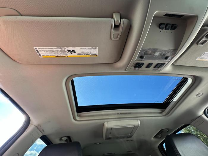 2007 chevrolet suburban lt1-1500-4wd with 252948 miles for sale near elk-river, minnesota 0e6f8757a797450984373eae8e1d0ad4.jpg
