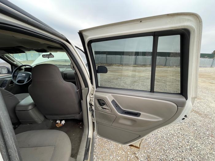 2004 jeep grand-cherokee laredo-4wd with 187673 miles for sale near elk-river, minnesota 0e72e8fb5b604e73914e438625ea0d72.jpeg