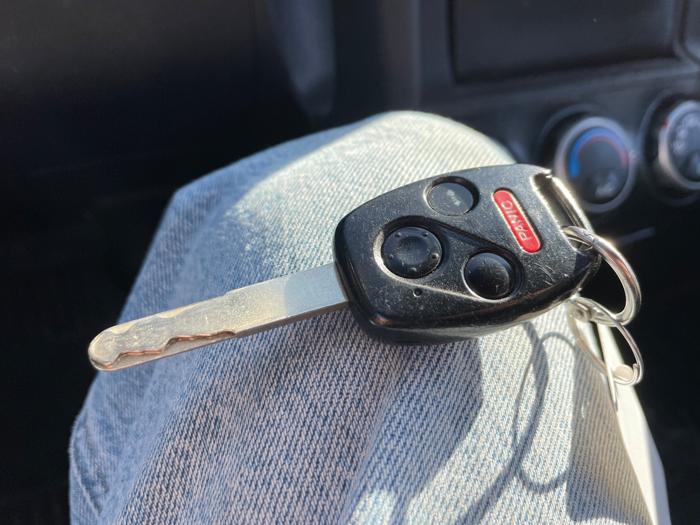 2006 honda cr-v with 256040 miles for sale near elk-river, minnesota 0e7b006b55fd4a53b073074b1197eae5.jpg