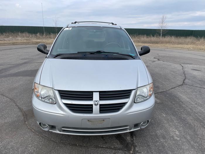2005 dodge grand-caravan sxt with 72799 miles for sale near elk-river, minnesota 0e7f54671ed6463d9739963241e669bc.jpeg