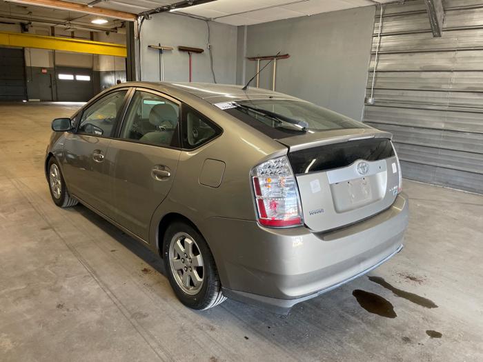 2006 toyota prius 4-door-liftback with 175609 miles for sale near elk-river, minnesota 0e8fe3b4401c42f48efa0572daf6ed58.jpeg