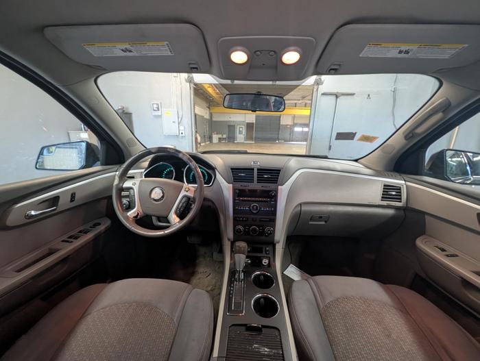 2011 chevrolet traverse lt-awd with 201771 miles for sale near elk-river, minnesota 0e93cf7fd7214d5d9bc2b3b00a978f5e.jpg