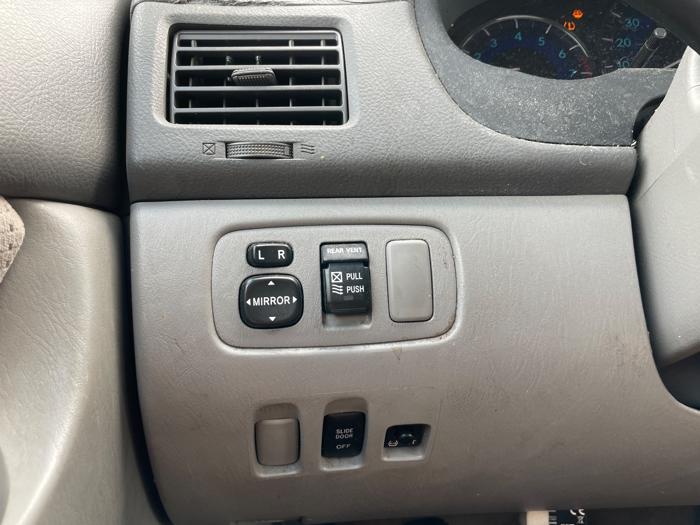 2010 toyota sienna ce-fwd-7-passenger with 197364 miles for sale near elk-river, minnesota 0e94d0bcd9354228a77792ee923762b8.jpeg