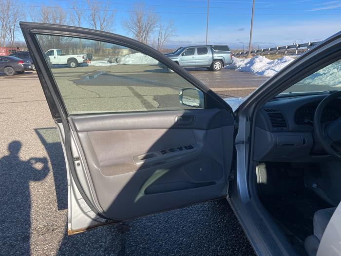 2003 toyota camry le with 325781 miles for sale near burnsville, minnesota 0ea9ee0d959144ec99a9109f0211b676.jpeg