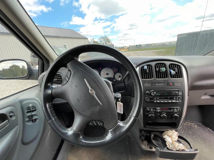 2005 chrysler town-&-country touring with 276798 miles for sale near elk-river, minnesota 0eaaddb366ca40a9816e281d1c590fcd.jpeg