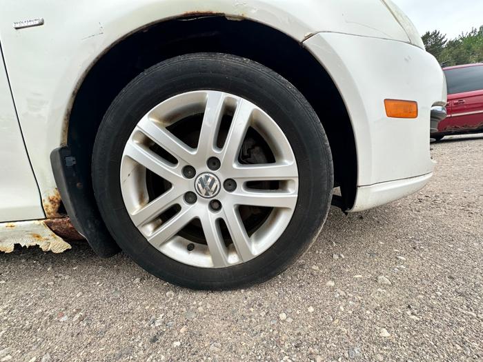 2007 volkswagen jetta wolfsburg-edition with 201646 miles for sale near elk-river, minnesota 0ec4dfb664f8404eb83c6a9f09e2ff2c.jpeg