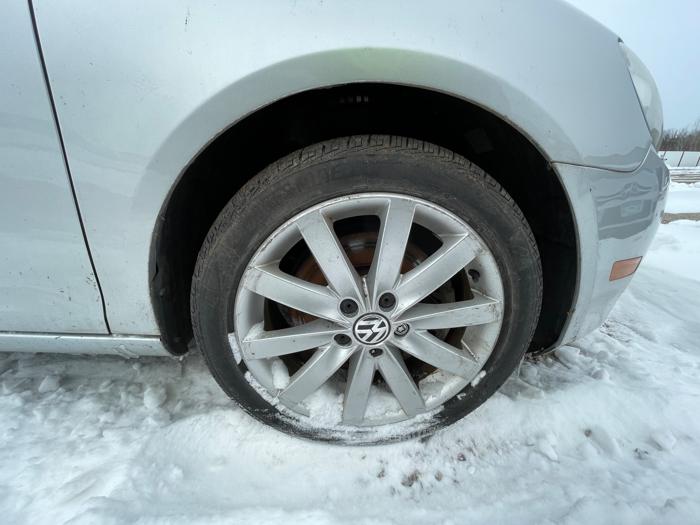 2013 volkswagen jetta-sportwagen 2.0l-tdi with 126085 miles for sale near elk-river, minnesota 0ed876aca1fc4aec8c8290ecc4ea0db3.jpeg