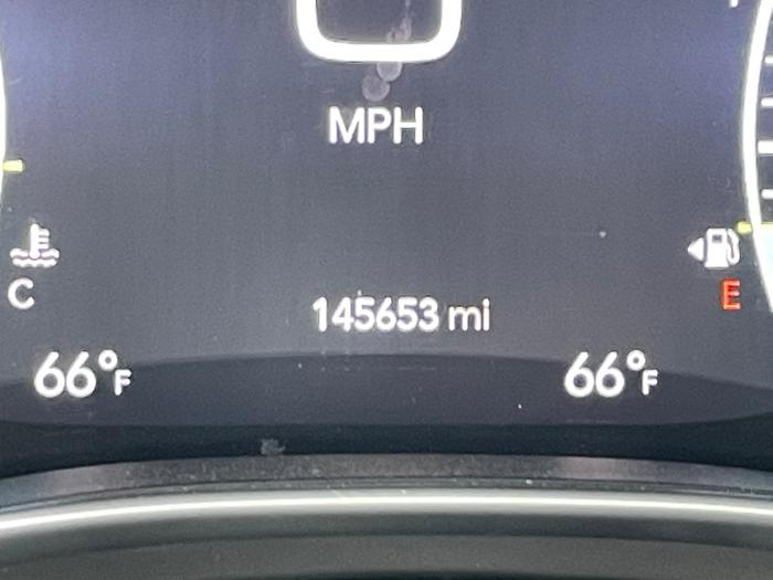 2018 chrysler pacifica limited with 145653 miles for sale near blaine, minnesota 0f0b88b432ad4cc88d4d67bd4aa15713.jpeg