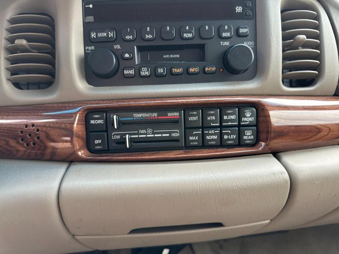 2003 buick lesabre custom for sale near elk-river, minnesota 0f13e07e657a43069bc955599f784e7f.jpg