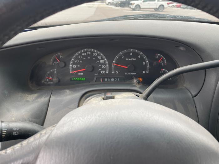 2002 ford f-150 xl-supercab-short-bed-4wd with 177669 miles for sale near redwood-falls, minnesota 0f165f236d7145c2aeb05e2dcb7b0471.jpeg