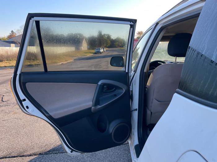 2008 toyota rav4 base-i4-4wd with 149615 miles for sale near elk-river, minnesota 0f27fc030072432daeeded4c901113da.jpeg