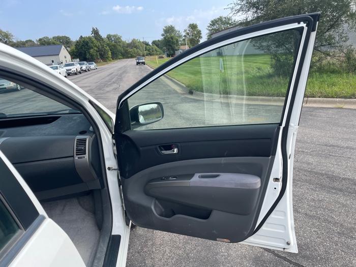 2007 toyota prius touring with 213965 miles for sale near elk-river, minnesota 0f2bd90663cc4aff8b7cfde5abbd5b4f.jpeg