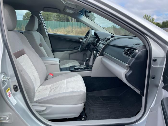2012 toyota camry se with 161622 miles for sale near elk-river, minnesota 0f59834a63894932a4aa0532607e7e8b.jpeg