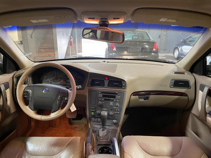 2001 Volvo XC70