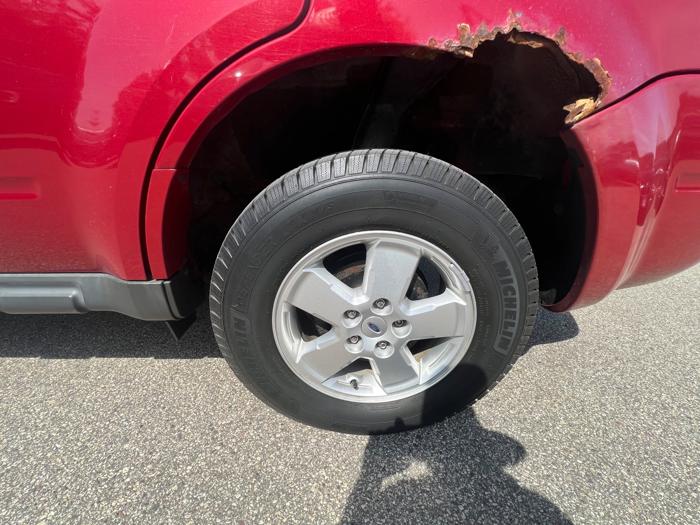 2011 ford escape xlt-4wd with 224138 miles for sale near savage, minnesota 0fc560fdba76468b91a5ae46da05cdf2.jpeg