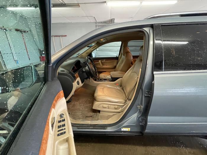 2007 saturn outlook xr-awd with 240743 miles for sale near elk-river, minnesota 0fc7d123987b4bc9805711913a3c68a1.jpeg