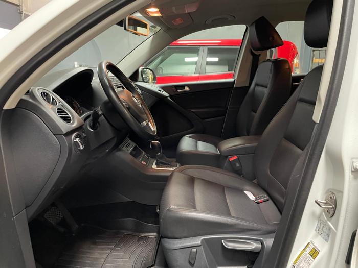 2016 volkswagen tiguan 2.0t-se-4motion with 120819 miles for sale near elk-river, minnesota 0fc996e790fa4567ae2c29f96d64b440.jpg