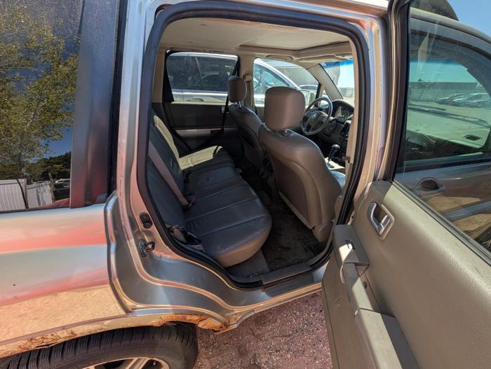 2006 mitsubishi endeavor limited-awd with 231838 miles for sale near elk-river, minnesota 0fee53bbff674d7ea062d6ef98e3510c.jpg