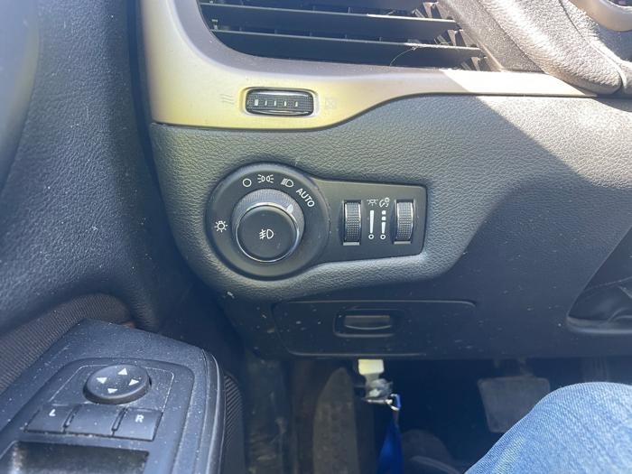 2016 jeep cherokee latitude-4wd with 204960 miles for sale near st.-cloud, minnesota 1018e179e72b4798b4b936471285a667.jpeg