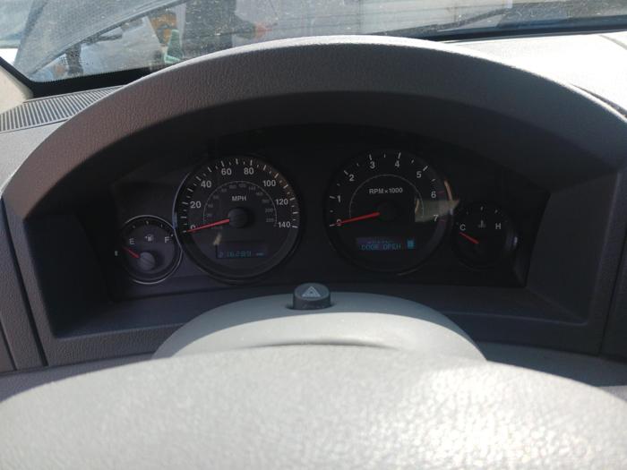 2006 jeep grand-cherokee laredo-4wd with 216289 miles for sale near elk-river, minnesota 102c5b247a604f1fbcdc1c2546904218.jpg