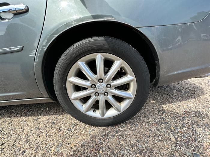 2008 buick lucerne cxs with 173535 miles for sale near elk-river, minnesota 1031967048734b49a359789763cec1f6.jpeg