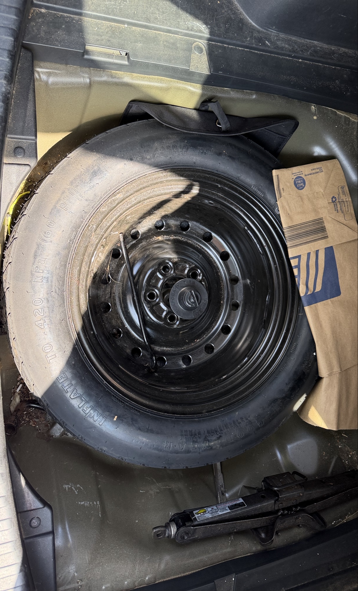 2014 honda cr-v ex-l-4wd-5-speed-at with 143236 miles for sale near elk-river, minnesota 104624_27_spare_tire.jpg