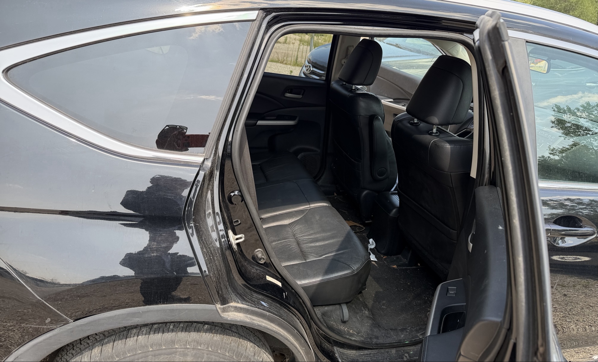 2014 honda cr-v ex-l-4wd-5-speed-at with 143236 miles for sale near elk-river, minnesota 104624_28_pass_rear_seat.jpg