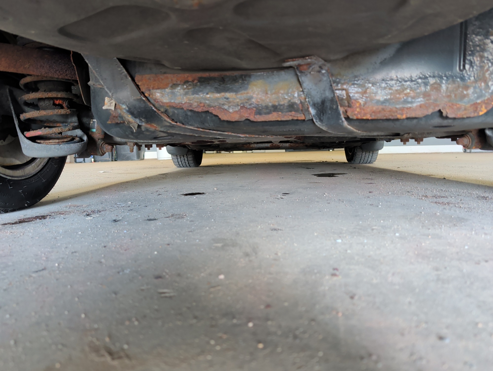 1999 volvo s70 base with 207747 miles for sale near elk-river, minnesota 105435_19_undercar_rear.jpg