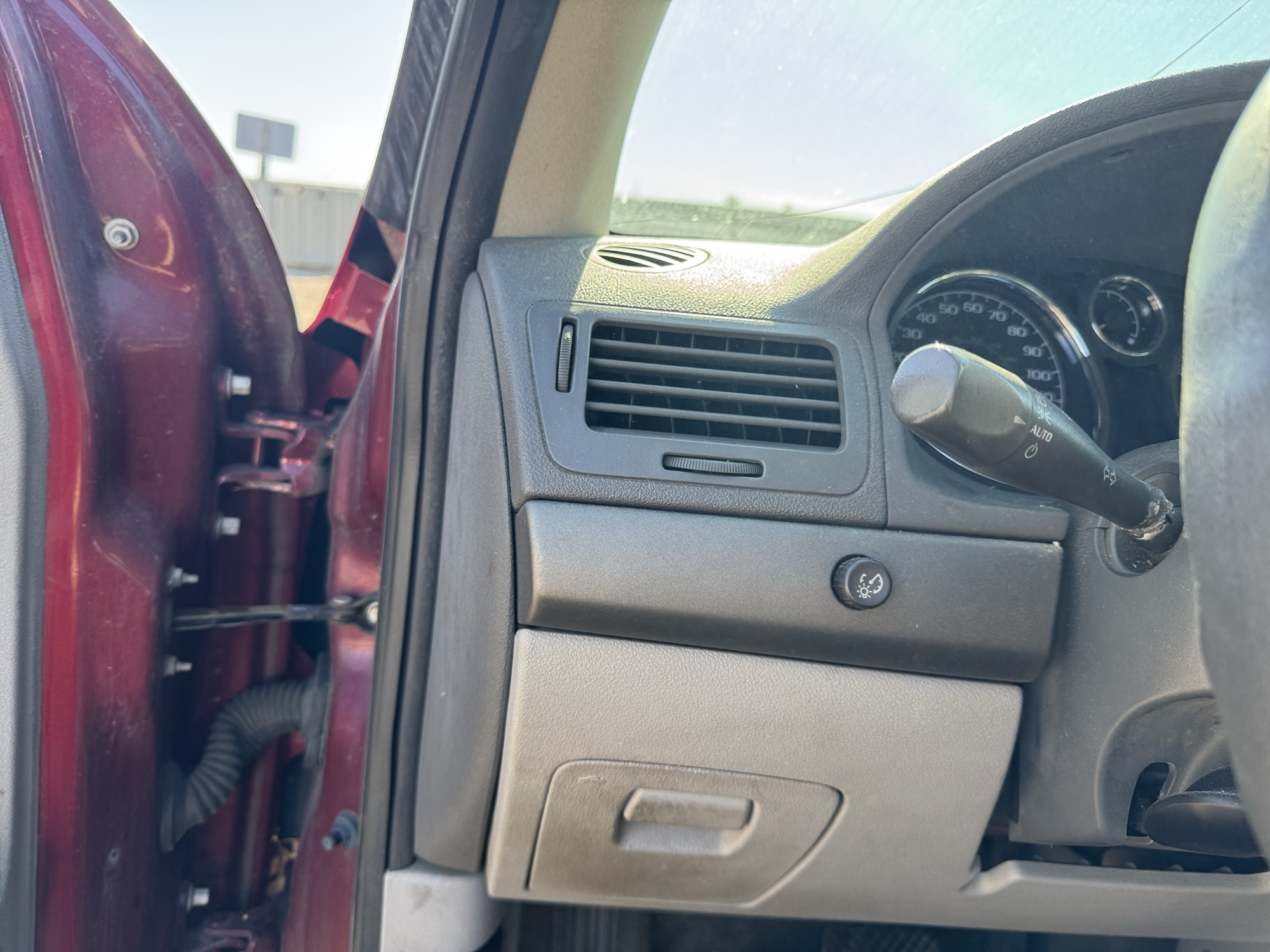 2007 chevrolet cobalt lt3-sedan with 163862 miles for sale near Elk River, Minnesota 105660_37_left_of_steering_wheel.jpg
