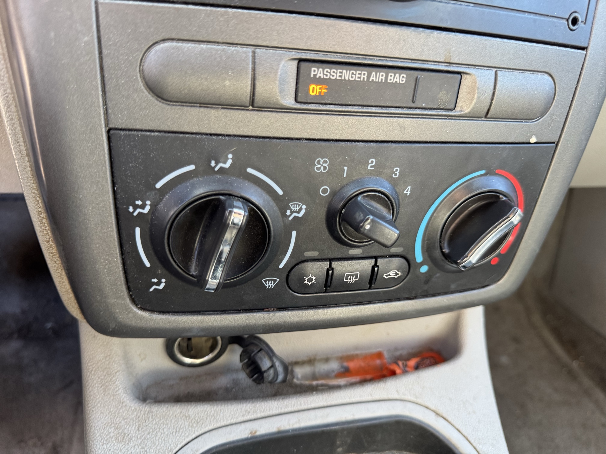 2007 chevrolet cobalt lt3-sedan with 163862 miles for sale near Elk River, Minnesota 105660_40_climate_control.jpg