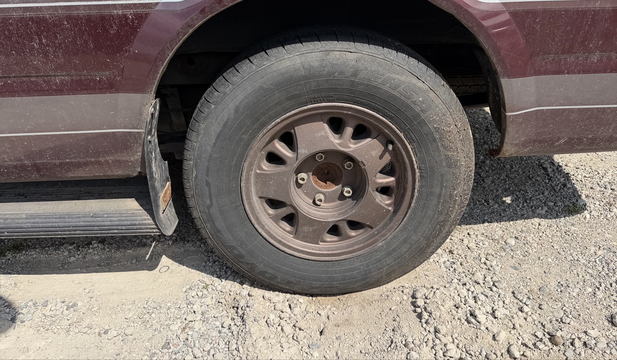 1995 chevrolet astro awd with 129060 miles for sale near elk-river, minnesota 106031_13_rear_drv_wheel.jpg