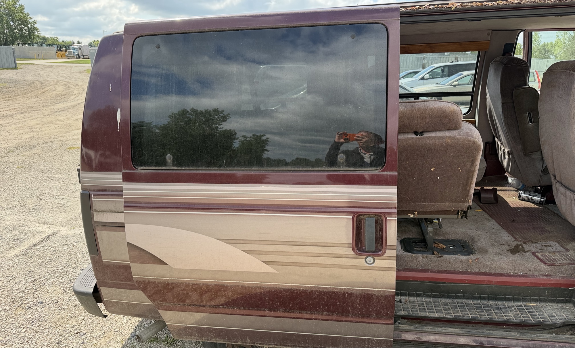 1995 chevrolet astro awd with 129060 miles for sale near elk-river, minnesota 106031_29_third_row_seat.jpg