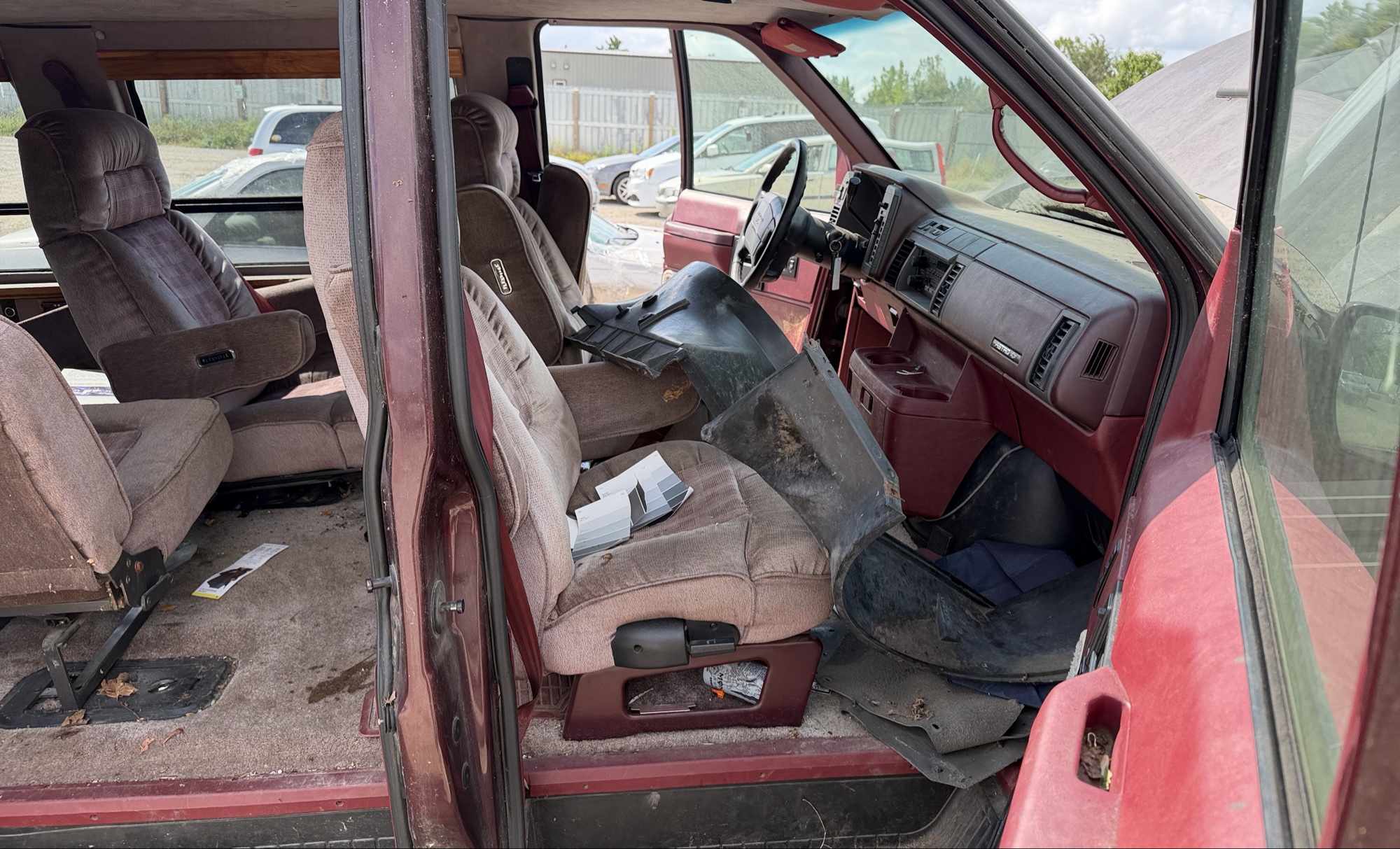 1995 chevrolet astro awd with 129060 miles for sale near elk-river, minnesota 106031_31_passenger_seat.jpg