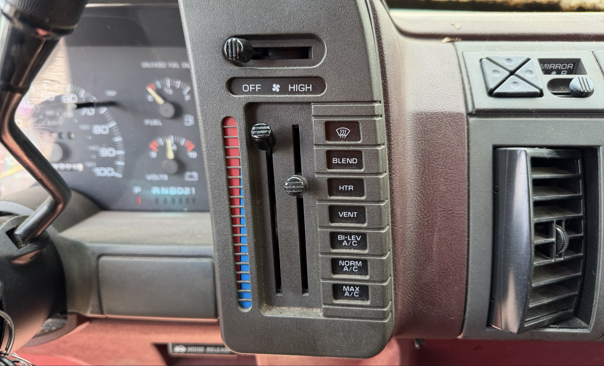 1995 chevrolet astro awd with 129060 miles for sale near elk-river, minnesota 106031_40_climate_control.jpg