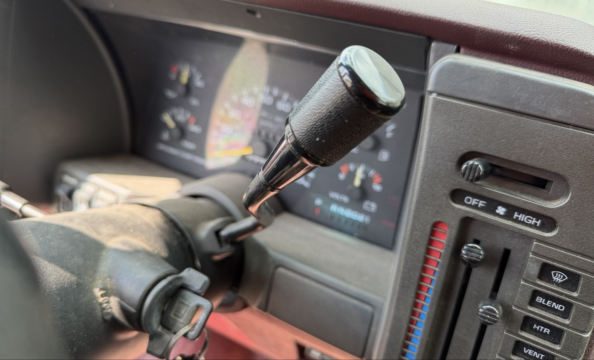 1995 chevrolet astro awd with 129060 miles for sale near elk-river, minnesota 106031_41_shifter.jpg