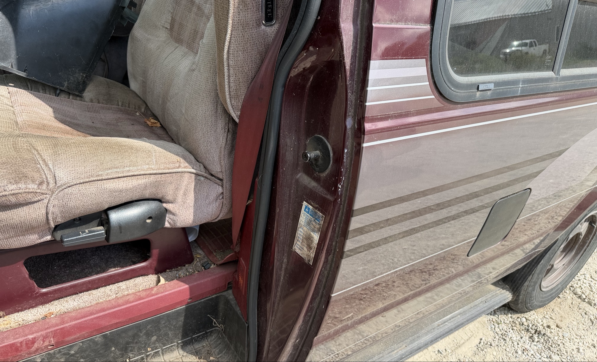 1995 chevrolet astro awd with 129060 miles for sale near elk-river, minnesota 106031_47_door_vin_sticker.jpg