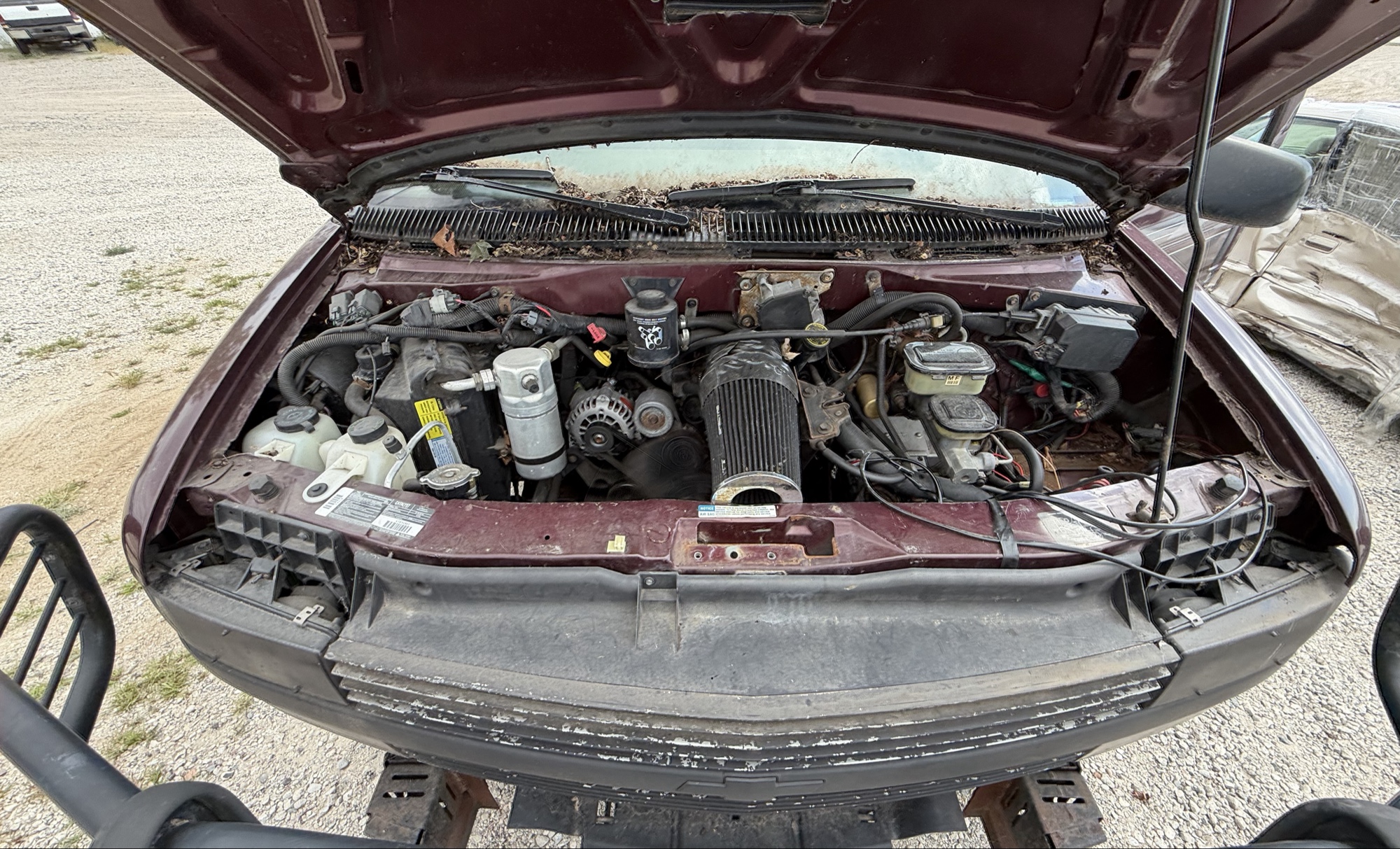 1995 chevrolet astro awd with 129060 miles for sale near elk-river, minnesota 106031_49_engine_bay.jpg