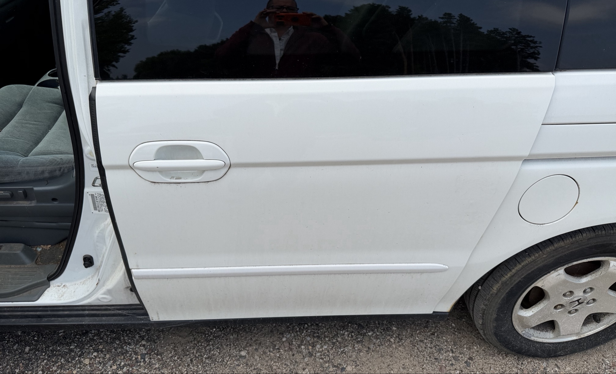 2000 honda odyssey ex with 217087 miles for sale near elk-river, minnesota 106108_25_drv_rear_door_panel.jpg