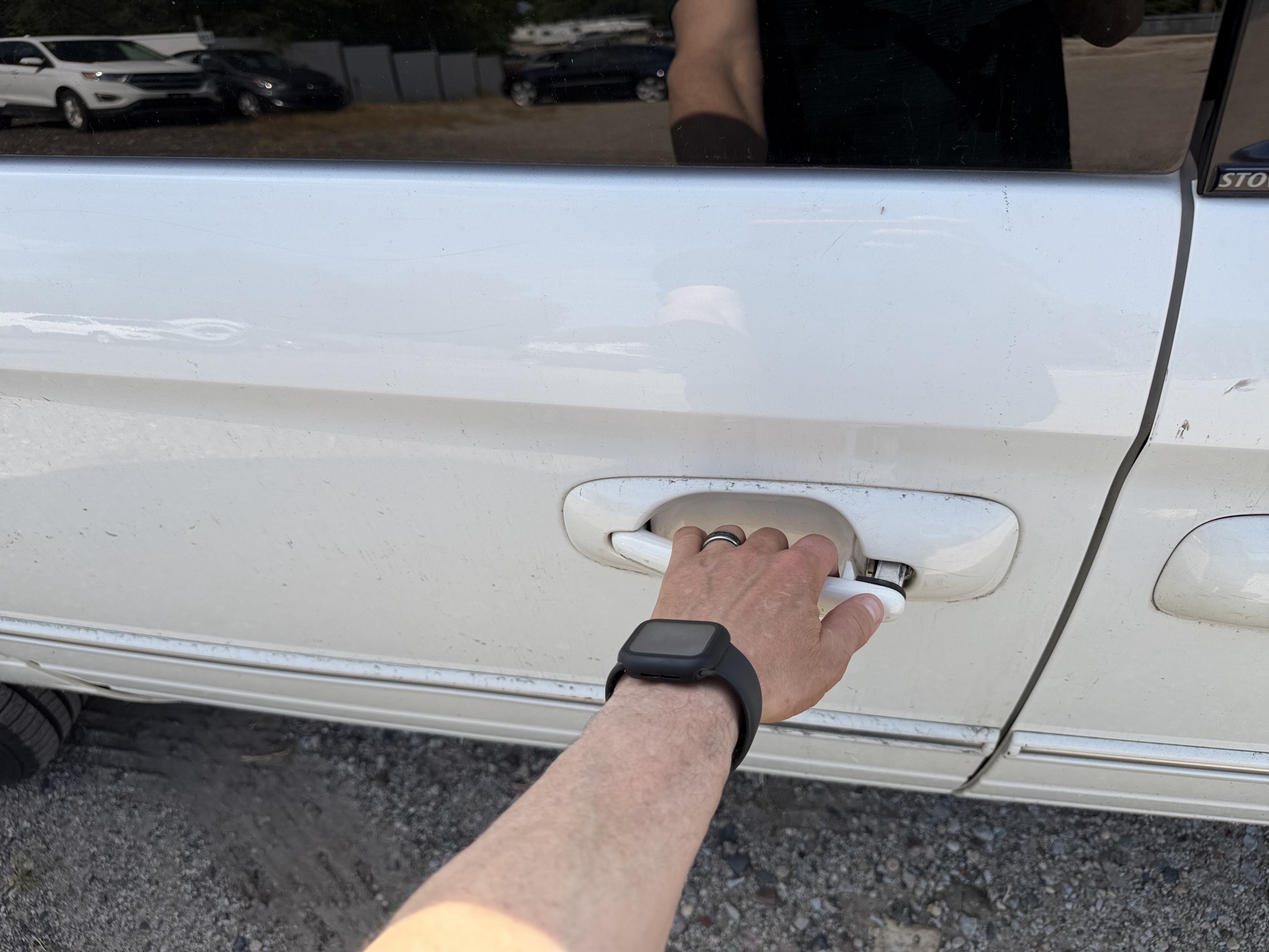 2005 chrysler town-and-country touring with 150988 miles for sale near elk-river, minnesota 106132_30_pass_rear_door_panel.jpg