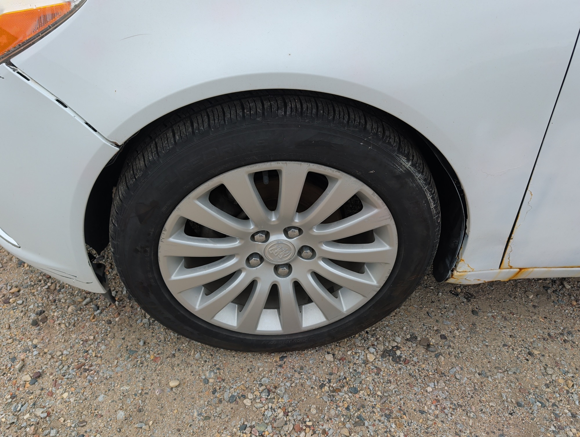 2012 buick regal premium-1 with 301345 miles for sale near elk-river, minnesota 106168_12_drv_front_wheel.jpg