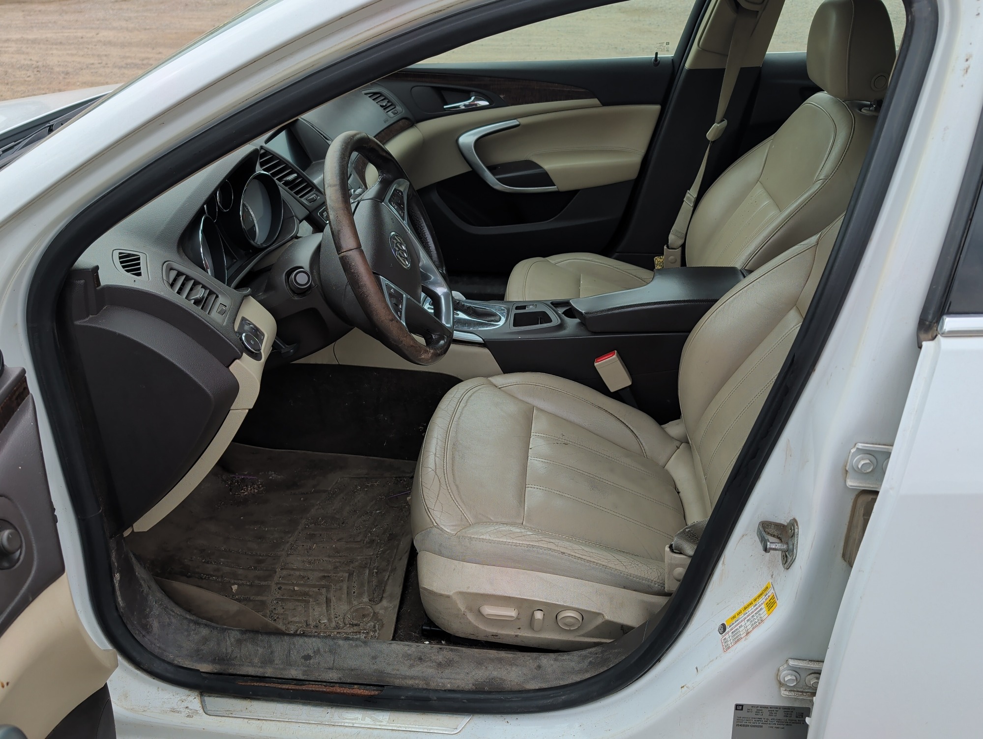 2012 buick regal premium-1 with 301345 miles for sale near elk-river, minnesota 106168_22_driver_seat.jpg