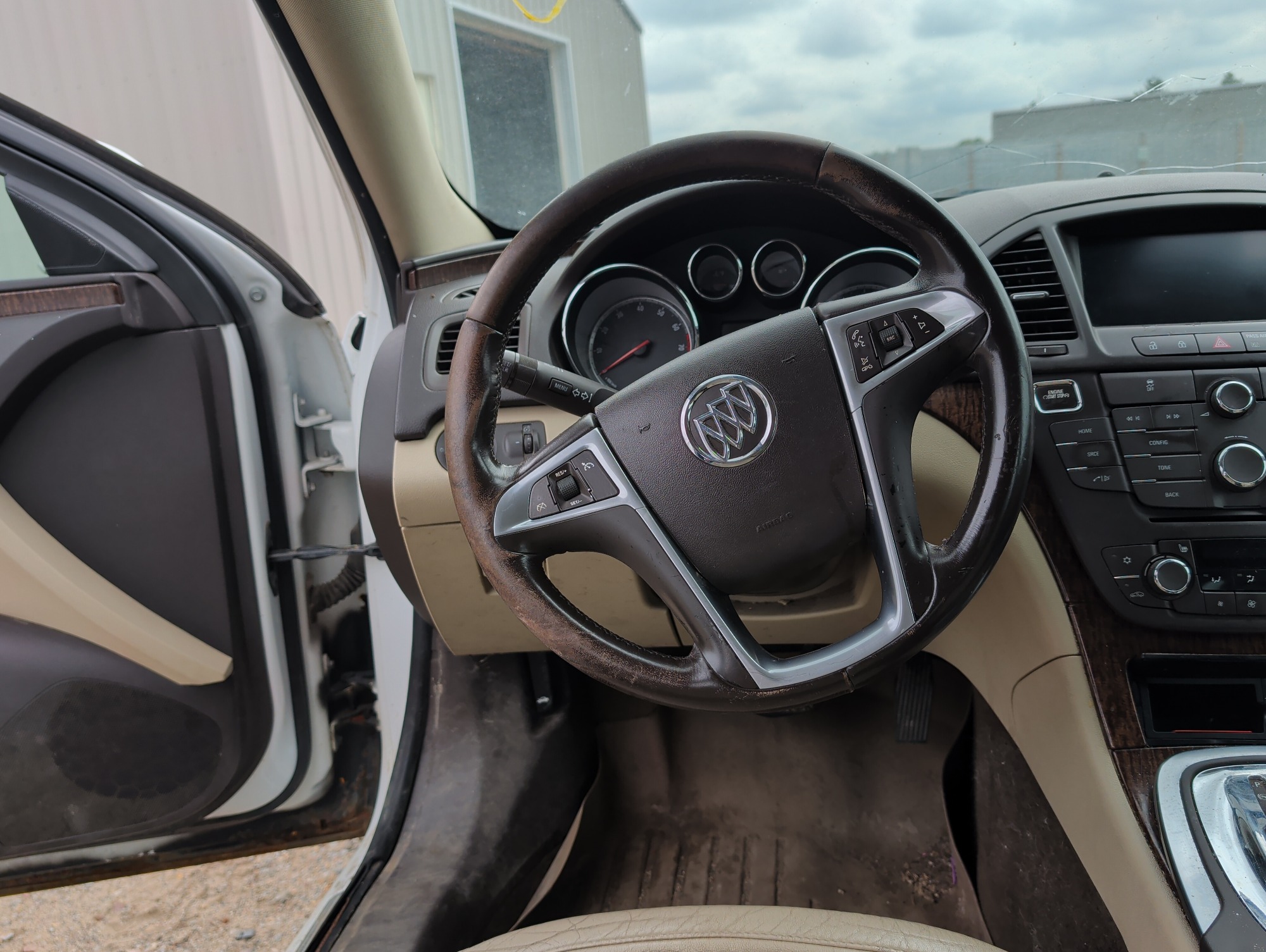 2012 buick regal premium-1 with 301345 miles for sale near elk-river, minnesota 106168_33_dash_from_driver.jpg