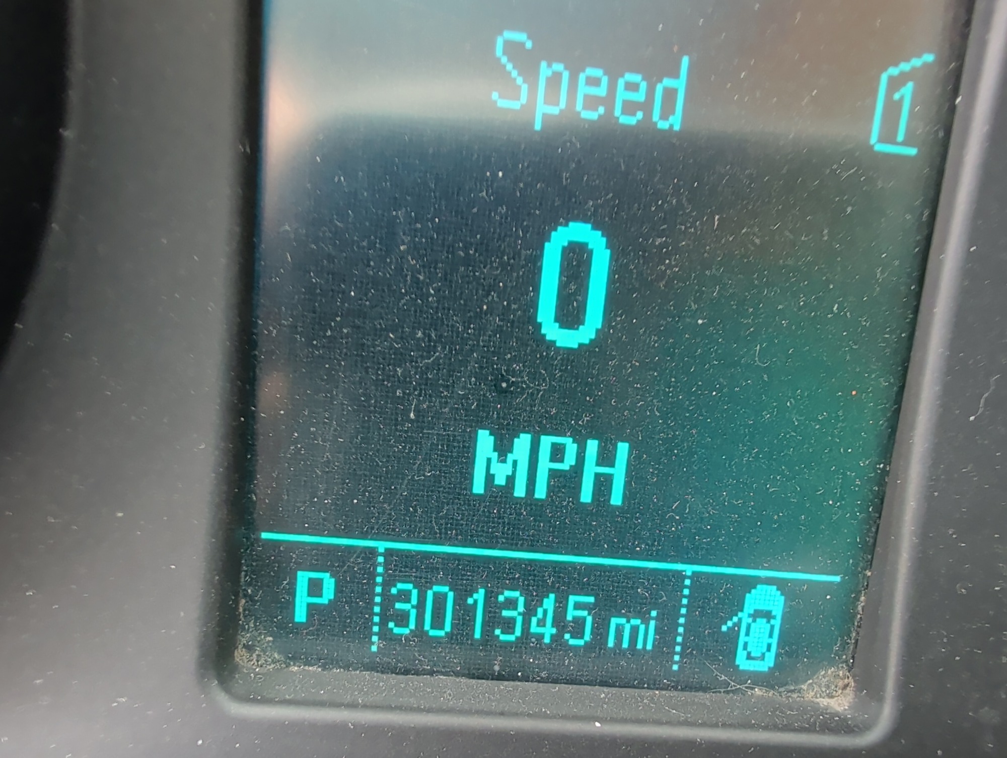 2012 buick regal premium-1 with 301345 miles for sale near elk-river, minnesota 106168_44_mileage_closeup.jpg