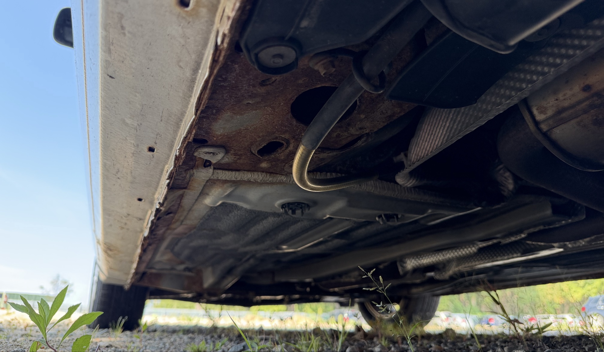 2011 ford focus se-sedan for sale near elk-river, minnesota 106223_18_undercar_rear_drv.jpg